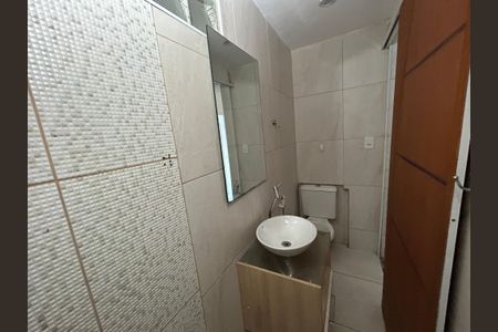 Casa à venda com 138m², 2 quartos e 1 vagaBanheiro Social