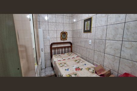 Casa à venda com 225m², 2 quartos e 4 vagas Casa à venda com 225m², 2 quartos e 4 vagasQuarto 2