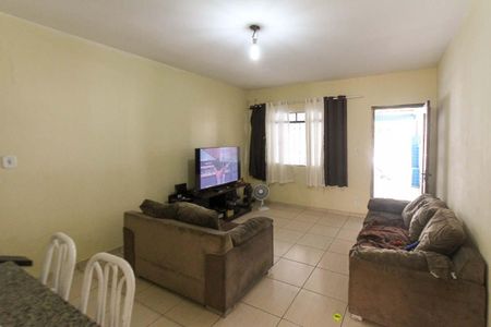 Apartamento à venda com 82m², 2 quartos e 1 vaga Apartamento à venda com 82m², 2 quartos e 1 vagaSala