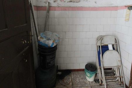 Apartamento à venda com 82m², 2 quartos e 1 vaga Apartamento à venda com 82m², 2 quartos e 1 vagaBanheiro de serviço