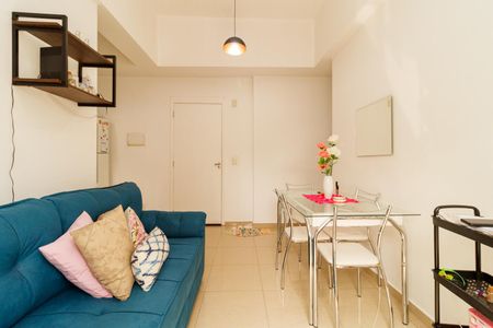 Apartamento à venda com 58m², 2 quartos e sem vaga Apartamento à venda com 58m², 2 quartos e sem vagaSala