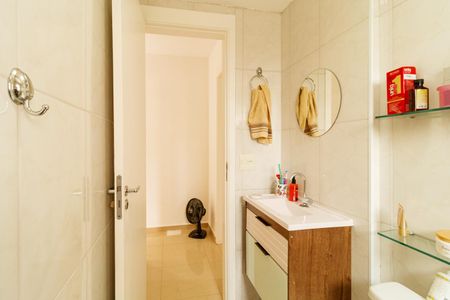 Apartamento à venda com 58m², 2 quartos e sem vaga Apartamento à venda com 58m², 2 quartos e sem vagaBanheiro