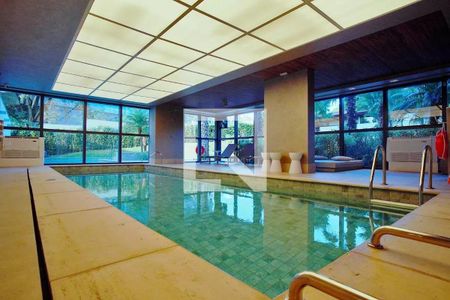 Apartamento à venda com 33m², 1 quarto e 1 vaga Apartamento à venda com 33m², 1 quarto e 1 vagaÁrea comum - Piscina