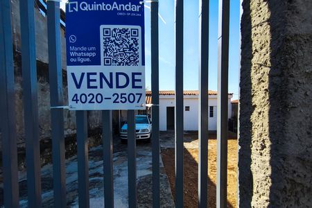 Casa à venda com 160m², 1 quarto e 2 vagas Casa à venda com 160m², 1 quarto e 2 vagasPlaca