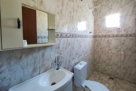 Casa à venda com 160m², 1 quarto e 2 vagas Casa à venda com 160m², 1 quarto e 2 vagasBanheiro