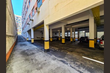 Apartamento à venda com 60m², 2 quartos e 1 vaga Apartamento à venda com 60m², 2 quartos e 1 vagaGaragem