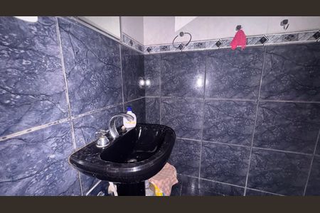 Casa à venda com 270m², 5 quartos e 12 vagas Casa à venda com 270m², 5 quartos e 12 vagasBanheiro Casa 1