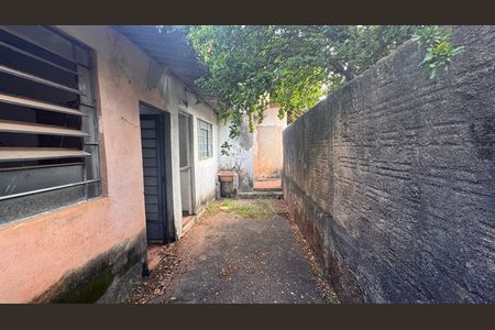 Casa à venda com 270m², 5 quartos e 12 vagas Casa à venda com 270m², 5 quartos e 12 vagasCorredor Casa 2