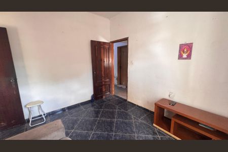 Casa à venda com 270m², 5 quartos e 12 vagas Casa à venda com 270m², 5 quartos e 12 vagasSala