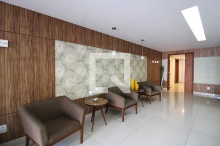 Apartamento para alugar com 71m², 2 quartos e 1 vaga Apartamento para alugar com 71m², 2 quartos e 1 vagaHall Social