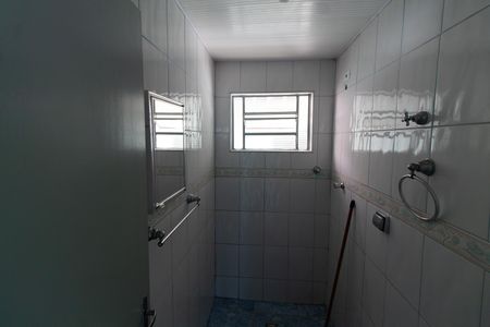 Casa à venda com 84m², 2 quartos e 2 vagas Casa à venda com 84m², 2 quartos e 2 vagasBanheiro Social