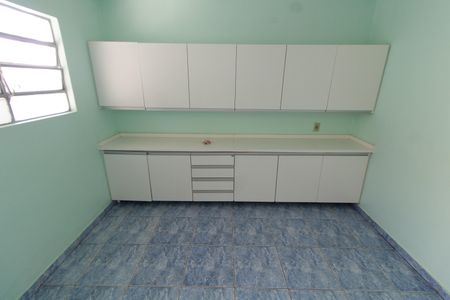 Casa à venda com 84m², 2 quartos e 2 vagas Casa à venda com 84m², 2 quartos e 2 vagasCozinha
