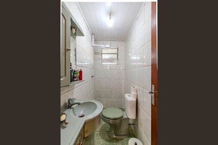 Casa à venda com 106m², 2 quartos e 5 vagas Casa à venda com 106m², 2 quartos e 5 vagasBanheiro Social