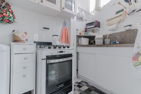 Apartamento à venda com 60m², 1 quarto e sem vaga Apartamento à venda com 60m², 1 quarto e sem vagaCozinha