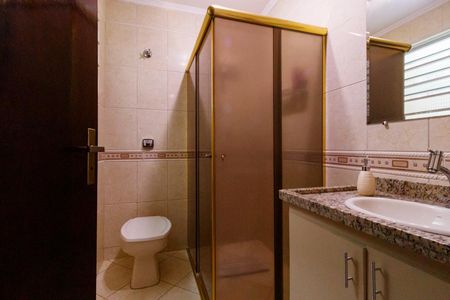 Casa à venda com 140m², 3 quartos e 2 vagasBanheiro