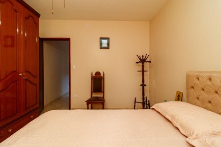 Casa à venda com 140m², 3 quartos e 2 vagasQuarto