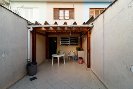 Casa à venda com 140m², 3 quartos e 2 vagasQuintal
