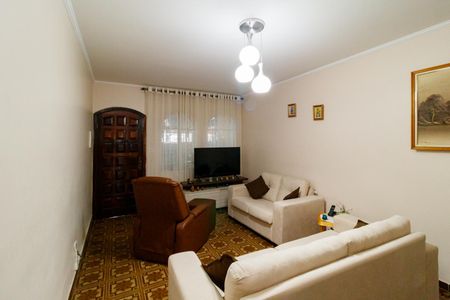 Casa à venda com 140m², 3 quartos e 2 vagasSala