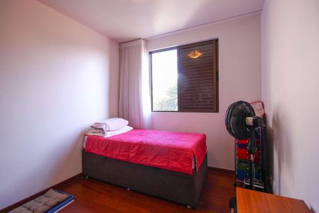 Apartamento à venda com 243m², 4 quartos e 2 vagas