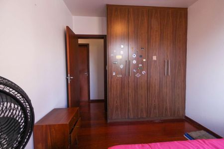 Apartamento à venda com 243m², 4 quartos e 2 vagas