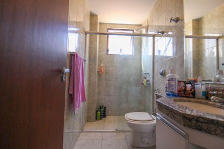 Apartamento à venda com 243m², 4 quartos e 2 vagas