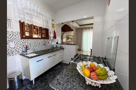 Casa à venda com 160m², 2 quartos e 3 vagas