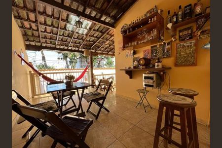 Casa à venda com 160m², 2 quartos e 3 vagas