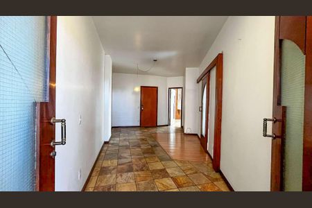 Apartamento à venda com 129m², 3 quartos e 1 vaga