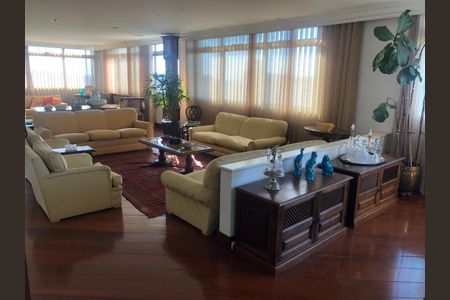 Apartamento à venda com 375m², 4 quartos e 3 vagas