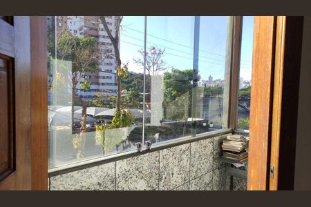 Casa à venda com 144m², 3 quartos e 2 vagas