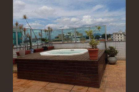 Apartamento à venda com 265m², 3 quartos e 3 vagas