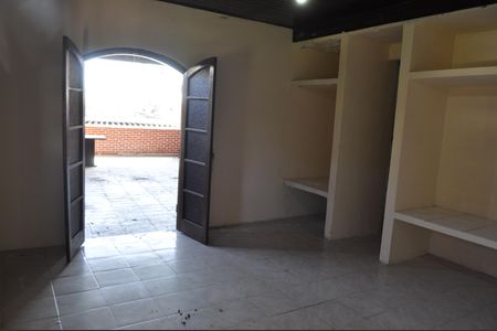 Casa à venda com 55m², 4 quartos e sem vagaQuarto de Serviço