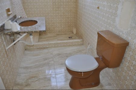 Casa à venda com 55m², 4 quartos e sem vagaBanheiro