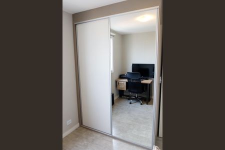 Apartamento à venda com 47m², 2 quartos e 1 vagaQuarto 1