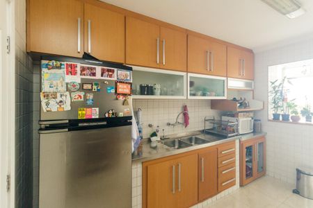 Apartamento à venda com 120m², 3 quartos e 1 vaga Apartamento à venda com 120m², 3 quartos e 1 vagaCozinha