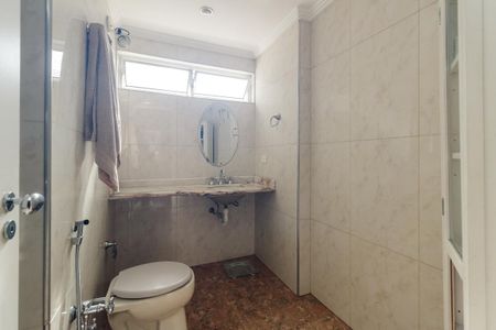 Apartamento à venda com 120m², 3 quartos e 1 vaga Apartamento à venda com 120m², 3 quartos e 1 vagaBanheiro da Suíte