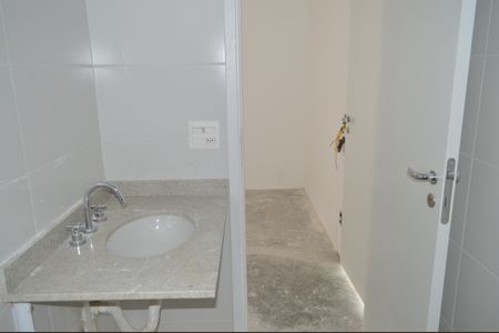 Apartamento à venda com 145m², 3 quartos e 2 vagasBanheiro da Suíte 1