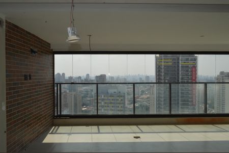 Apartamento à venda com 145m², 3 quartos e 2 vagasVaranda