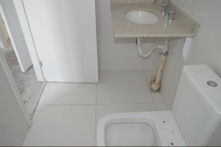 Apartamento à venda com 145m², 3 quartos e 2 vagasBanheiro da Suíte 2
