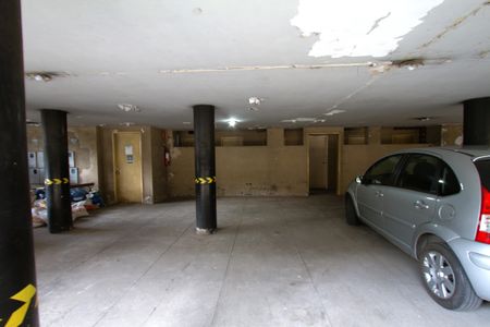 Apartamento à venda com 153m², 3 quartos e 2 vagas Apartamento à venda com 153m², 3 quartos e 2 vagasGaragem