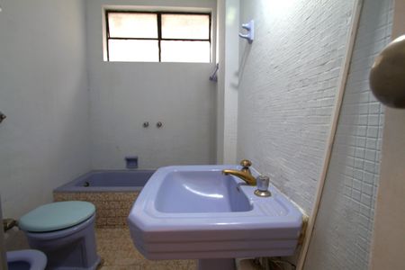 Apartamento à venda com 153m², 3 quartos e 2 vagas Apartamento à venda com 153m², 3 quartos e 2 vagasBanheiro Social