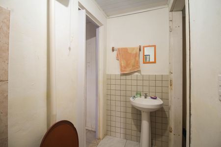 Casa à venda com 154m², 4 quartos e 2 vagasBanheiro 2