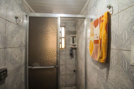 Casa à venda com 154m², 4 quartos e 2 vagasBanheiro 1