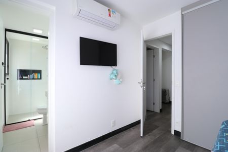 Apartamento à venda com 133m², 3 quartos e 2 vagasSuíte 2