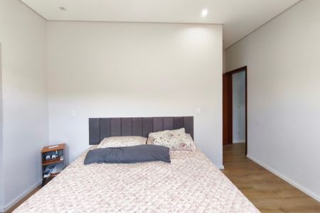 Casa de condomínio à venda com 201m², 4 quartos e 4 vagas Casa de condomínio à venda com 201m², 4 quartos e 4 vagasSuíte 3