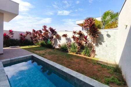 Casa de condomínio à venda com 201m², 4 quartos e 4 vagas Casa de condomínio à venda com 201m², 4 quartos e 4 vagasQuintal - Piscina