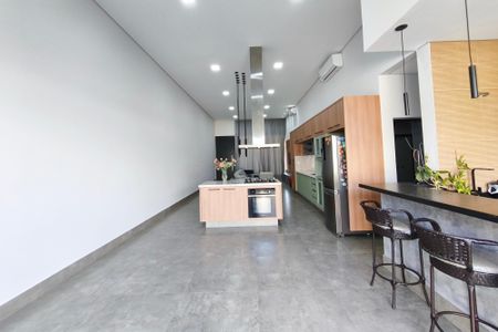 Casa de condomínio à venda com 201m², 4 quartos e 4 vagas Casa de condomínio à venda com 201m², 4 quartos e 4 vagasÁrea gourmet