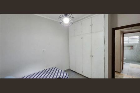 Casa à venda com 197m², 4 quartos e 2 vagasFoto 01