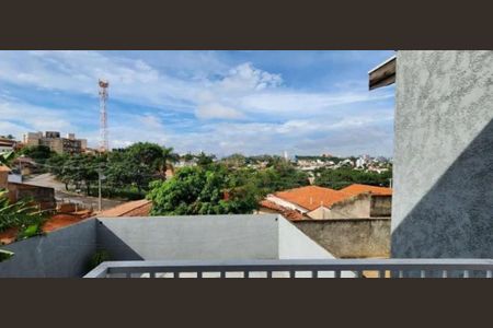 Casa à venda com 197m², 4 quartos e 2 vagasFoto 01