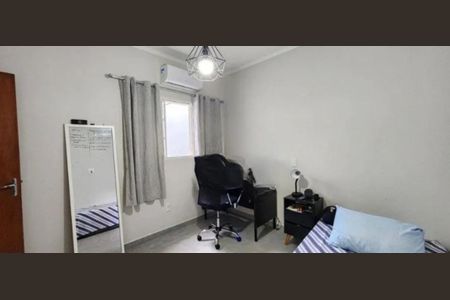 Casa à venda com 197m², 4 quartos e 2 vagasFoto 01